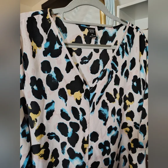 Emery Rose Leopard Print Midi Dress - Picture 4 of 8